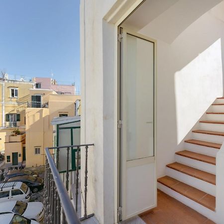 Torretta Corricella- Punta Serra Procida Exterior foto